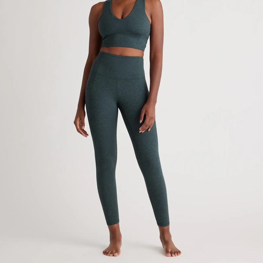Quince Ultra-Soft High-Rise Pocket Legging - Picture 2 of 4